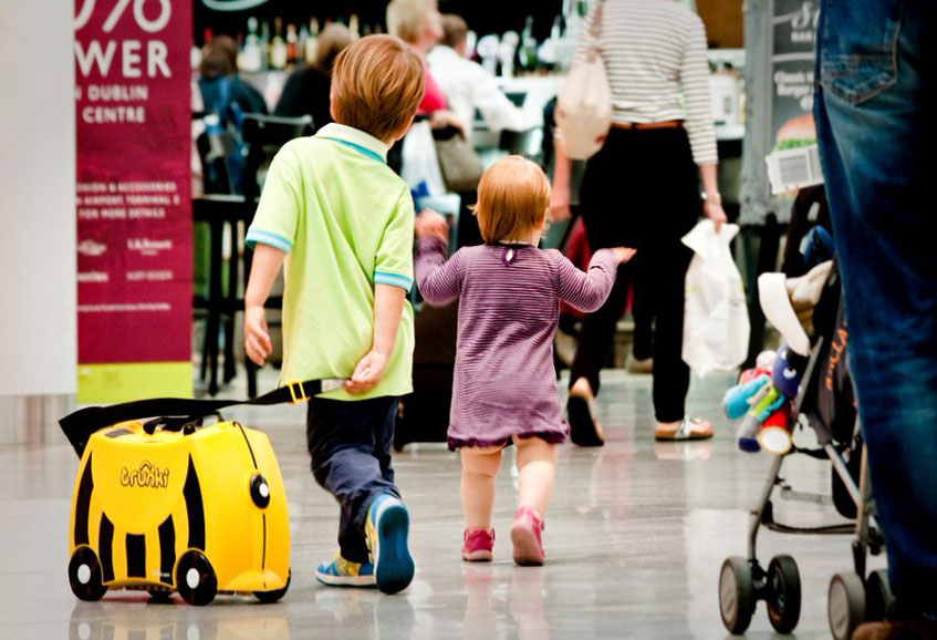 Bring the bottle through security for baby - Familee Travel